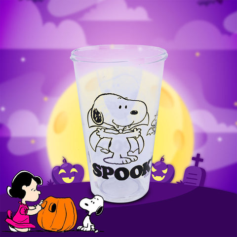 Vaso de plástico con tapa y popote, Diseño de Snoopy Disfrazado de Vampiro