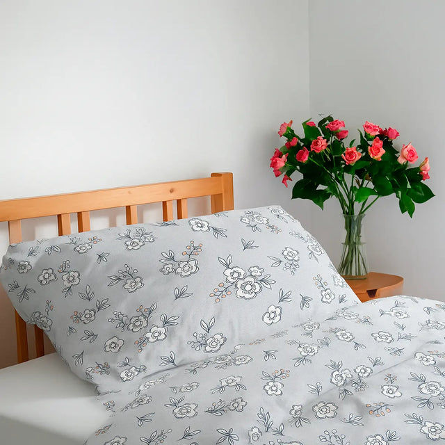 Juego de Sábanas Individual, Diseño Flores, Color Gris