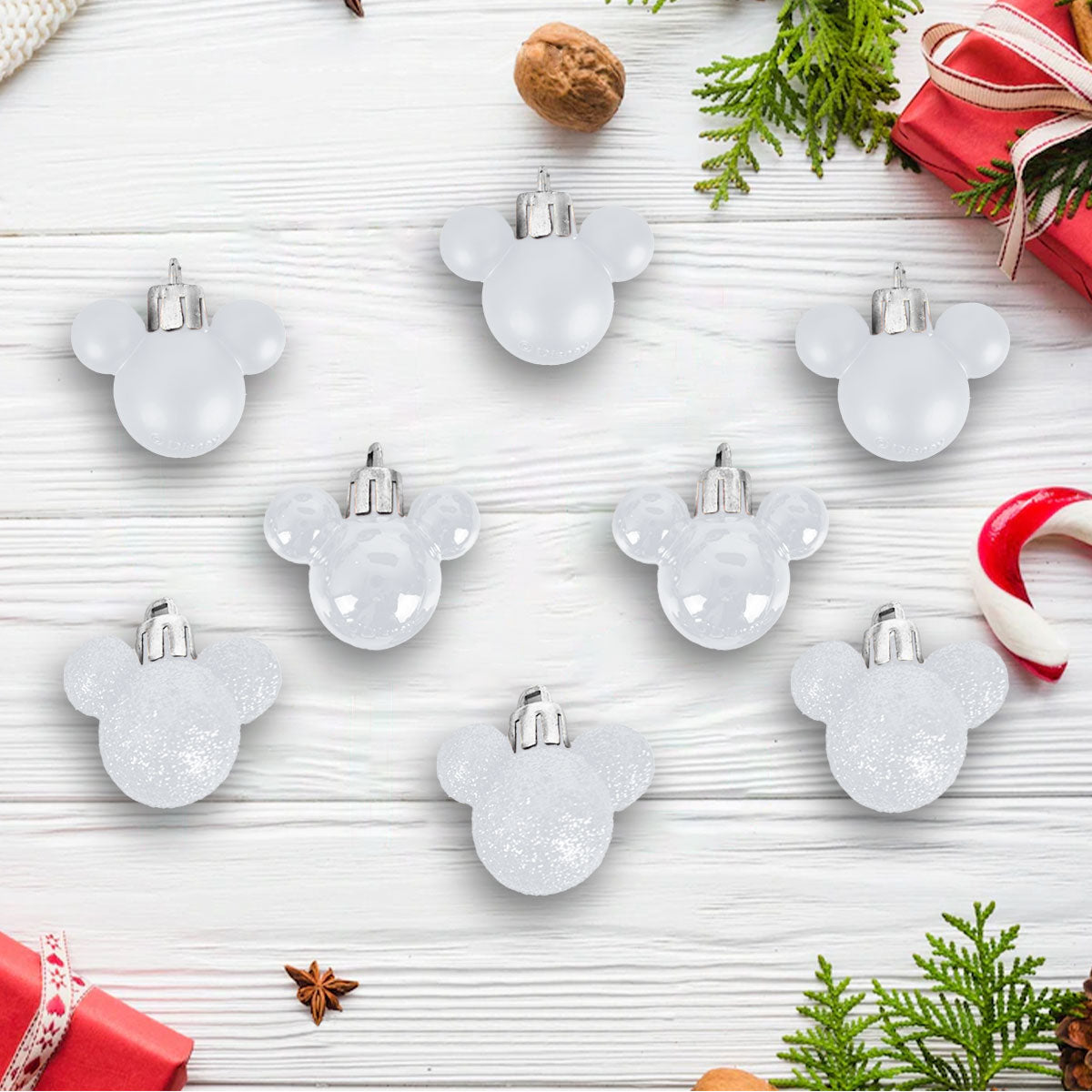 Esferas Navideñas color Blanco en Forma de Mickey Mouse, 3x4cm