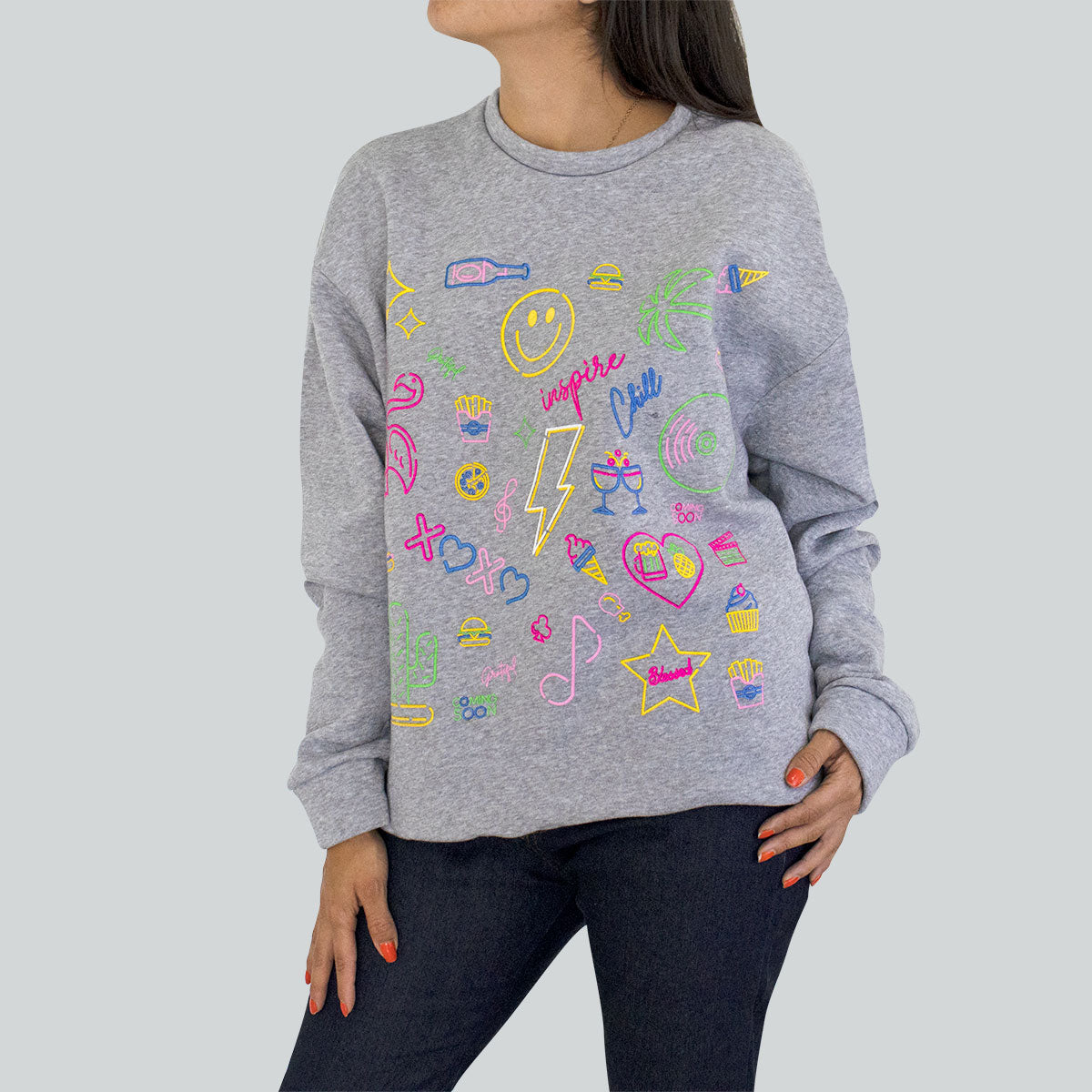 Sudadera Para Dama con Estampado Estilo Contornos color Gris