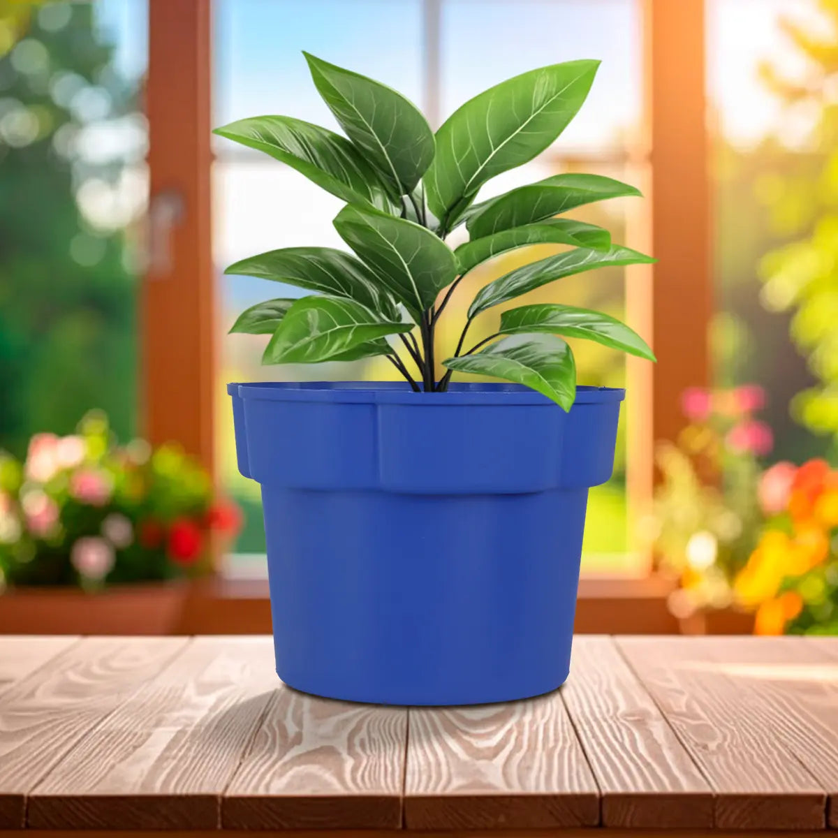 Maceta de Plástico, Color Azul Rey, 12x15 cm