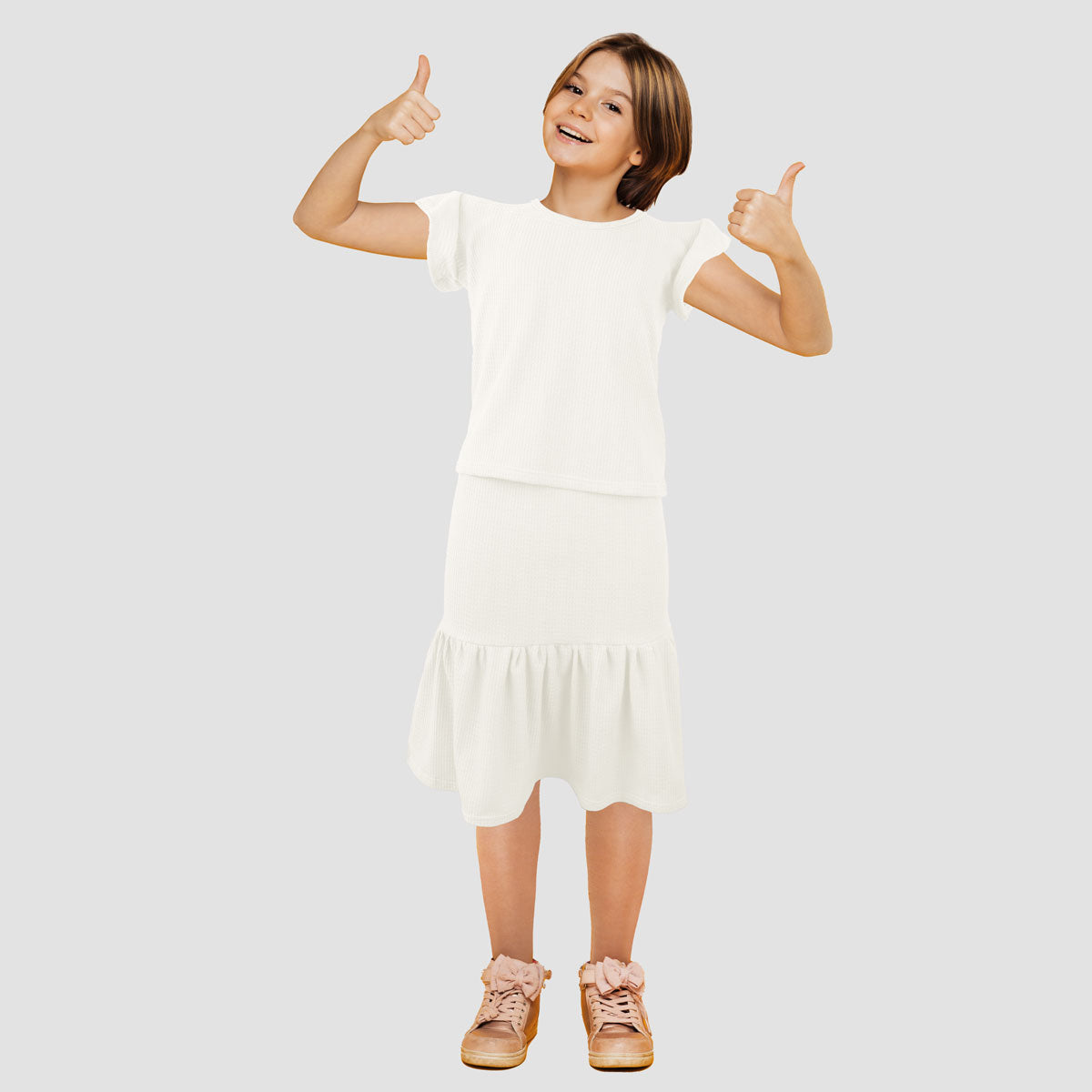 Conjunto de Blusa con Falda para Niña, color Blanco