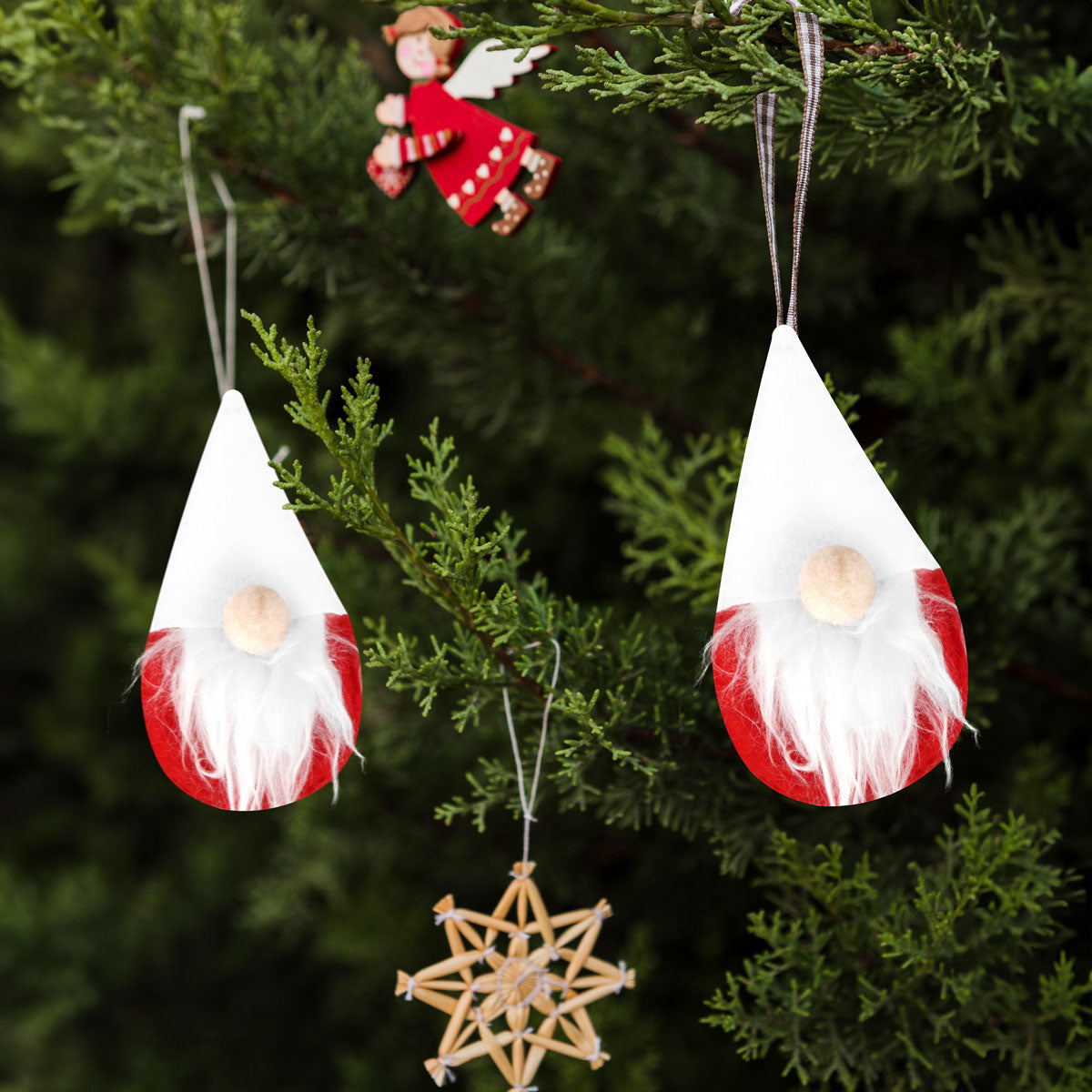 Ornamento en Forma de Gnomo Navideño