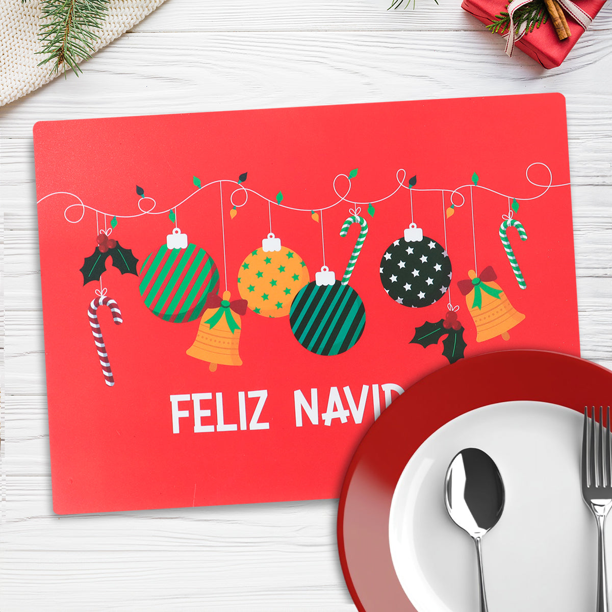 Set de 4 Manteles Individuales Navideños, Diseño Esferas