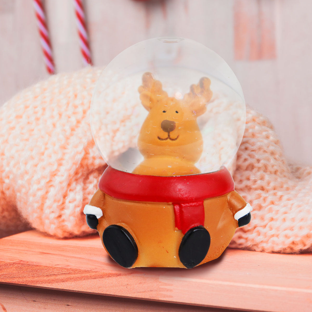 Reno, Bola de Nieve de Cerámica y Cristal con Glitter