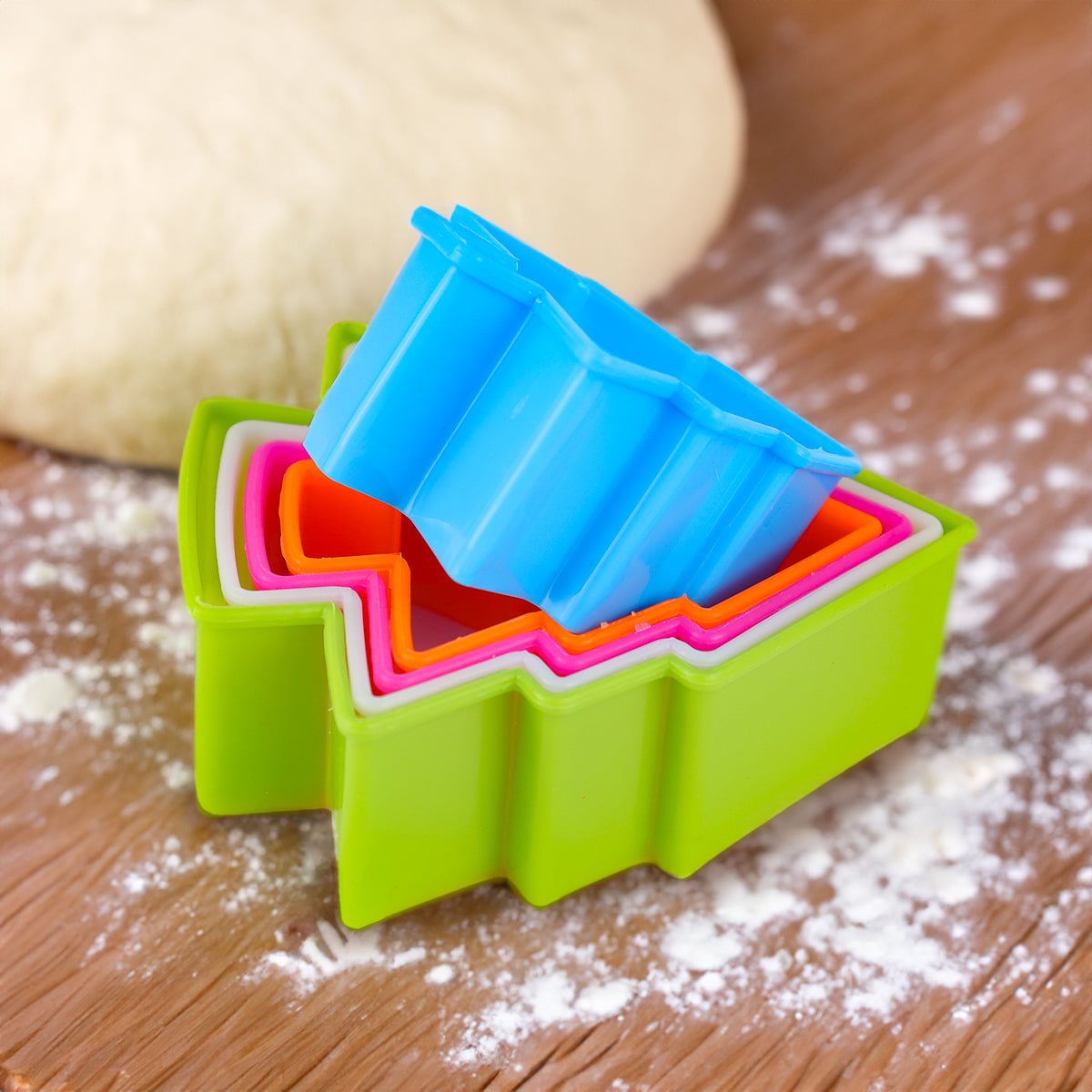 Kit de 5 Cortadores para Galletas en Forma de Pino
