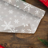 Papel de Regalo Navideño Transparente con Estampado de Copos de Nieve