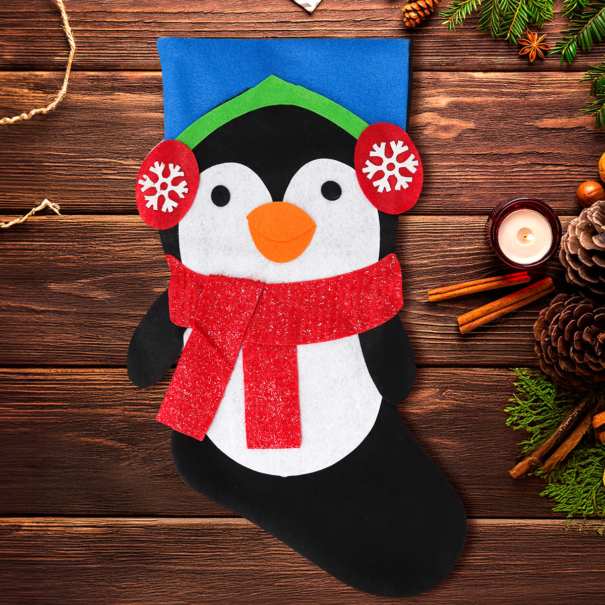 Bota Navideña Pingüino con Bufanda