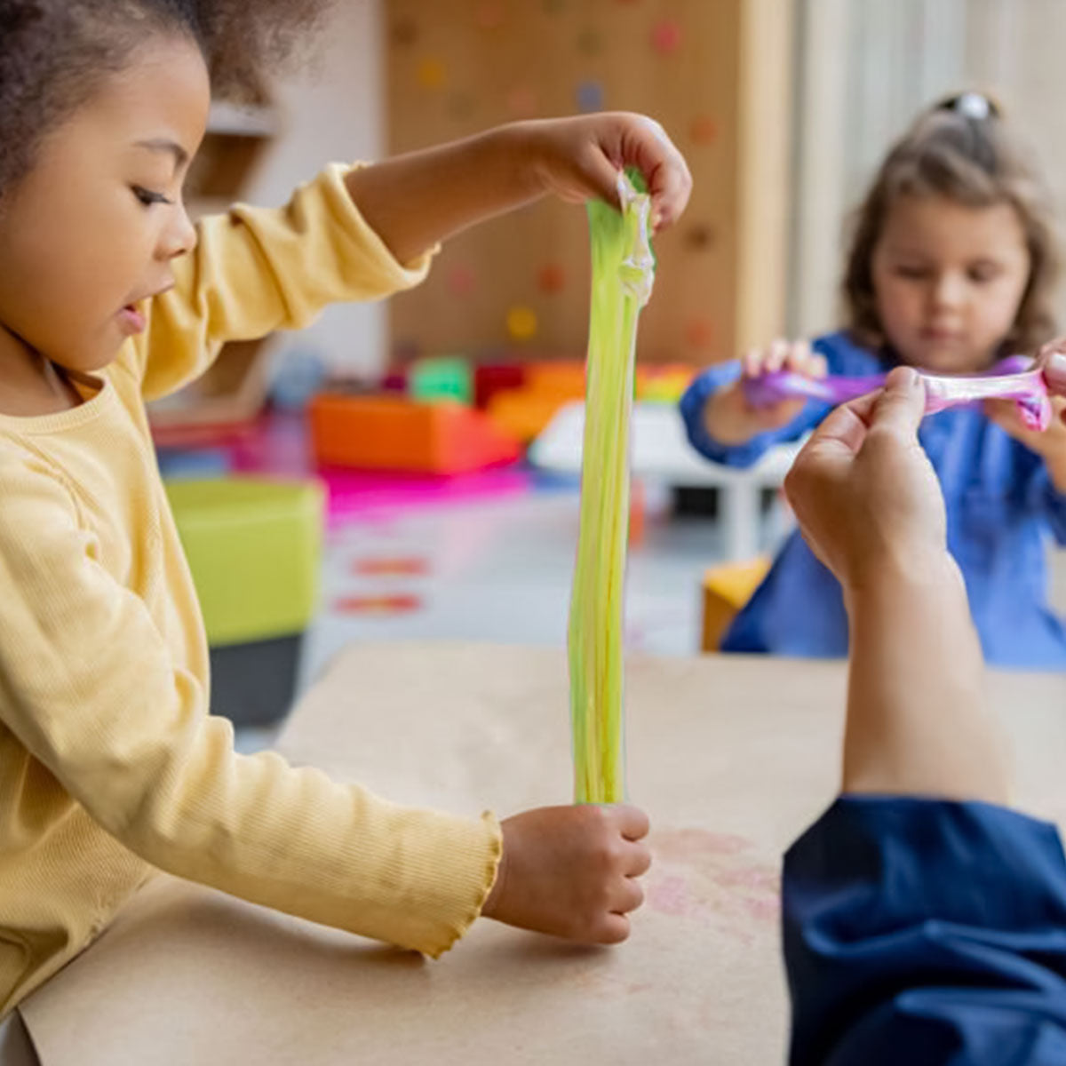 Cubeta de Slime con Glitter color Amarillo