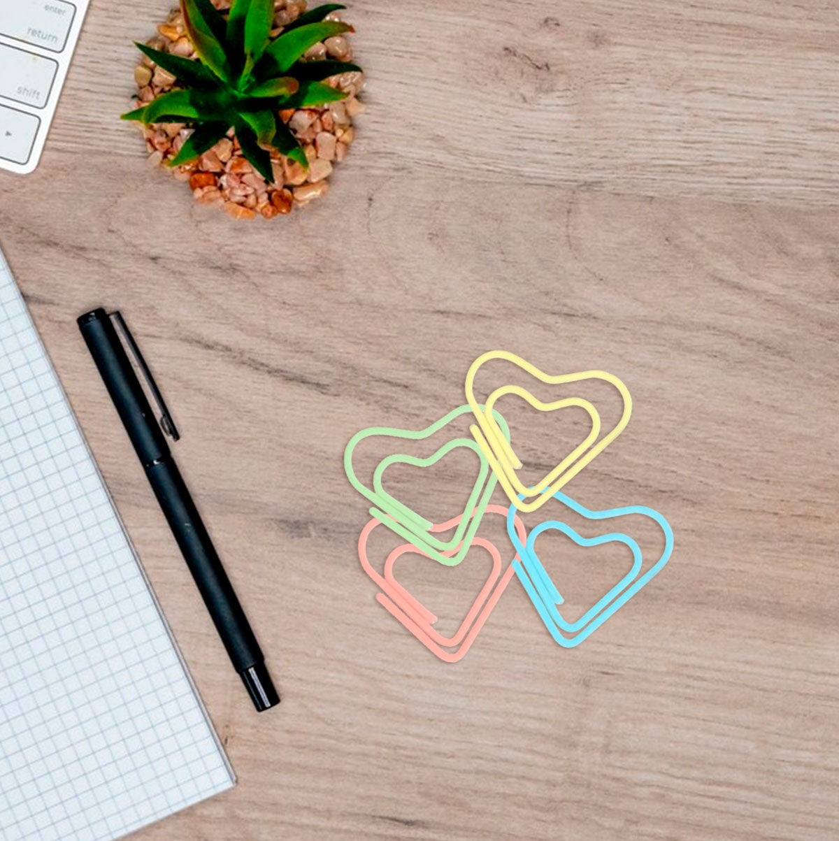 Clips en Forma de Corazón de Colores, 8 pzas