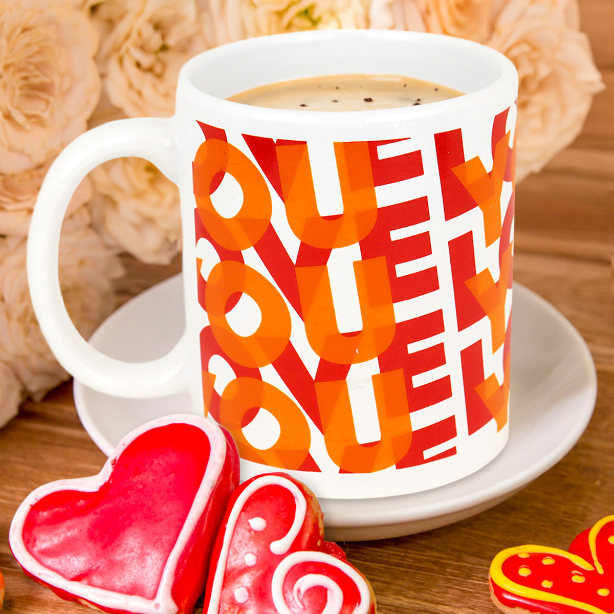 Taza de Cerámica con Estampado Love, color Naranja