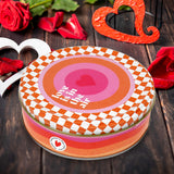 Caja Circular con Galletas "Love Is In The Air", 114 gr.