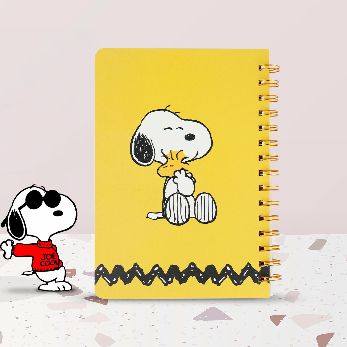 Libreta de Rayas Snoopy y Emilio, Color Amarillo