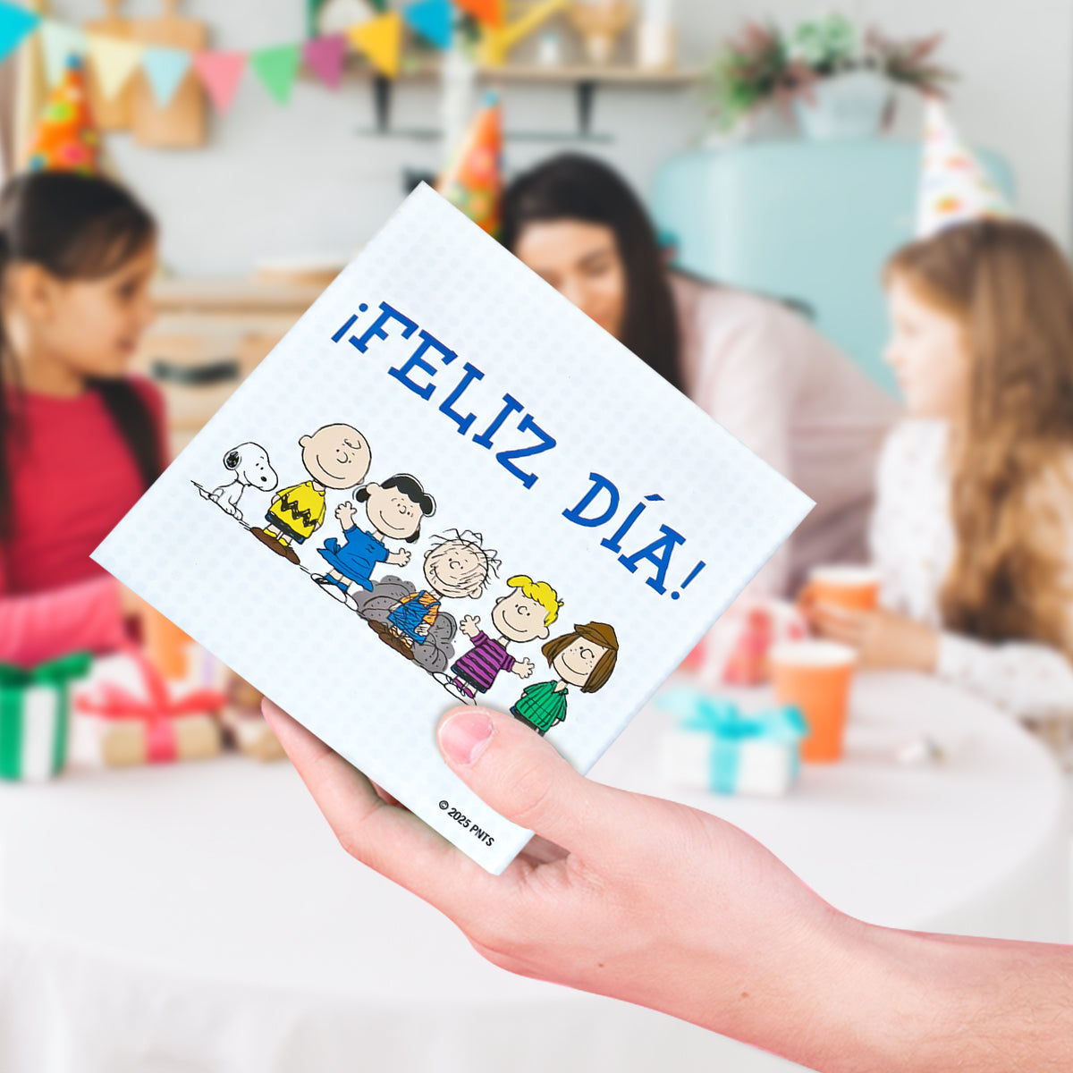 Caja de Regalo Peanuts "Feliz día"