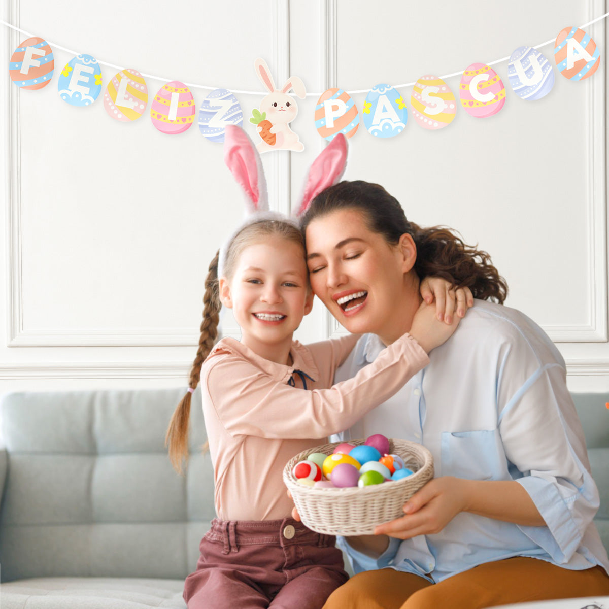 Banner Decorativo "Feliz Pascua" en Forma de Huevitos