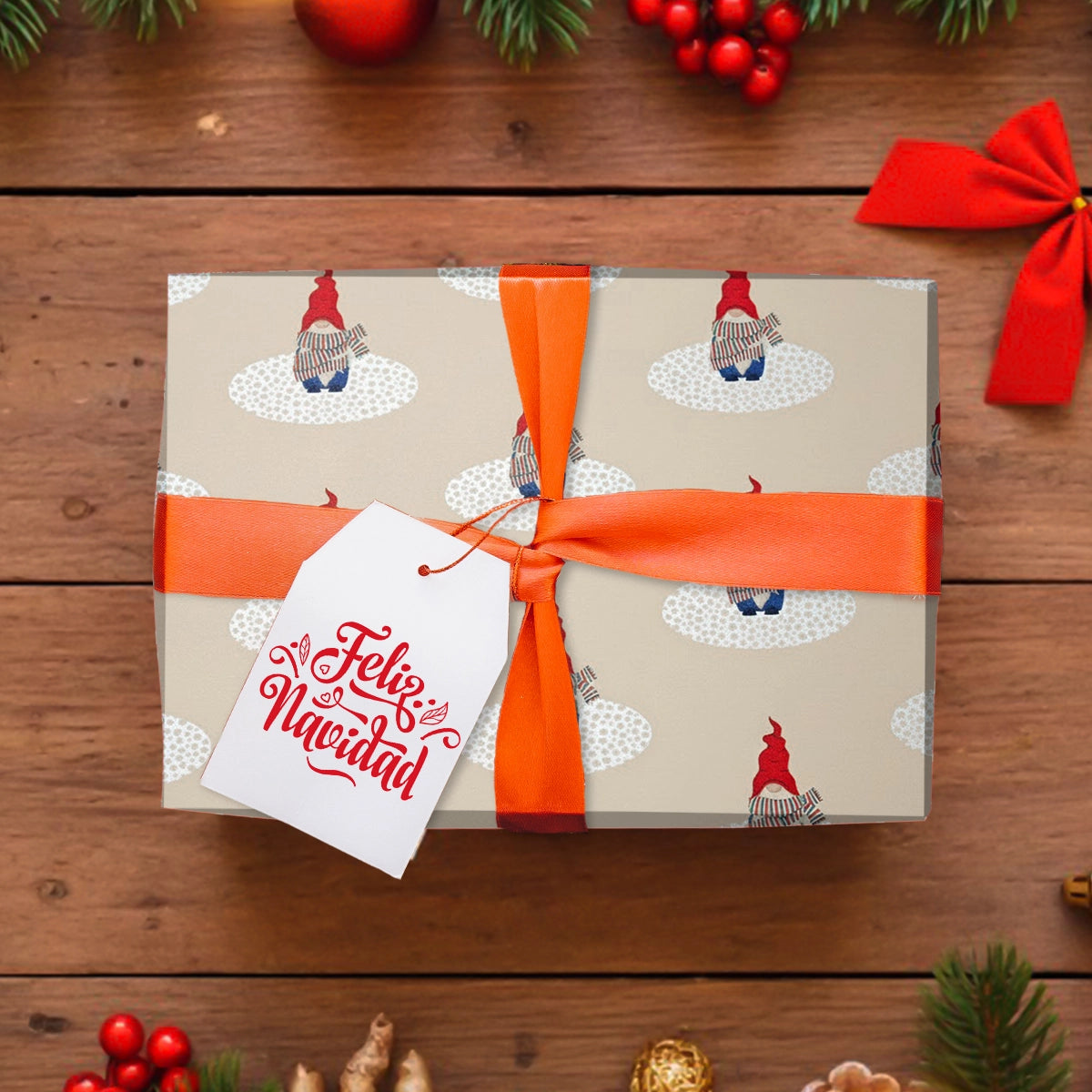 Papel para Envolver Regalos Navideño, Diseño Gnomo