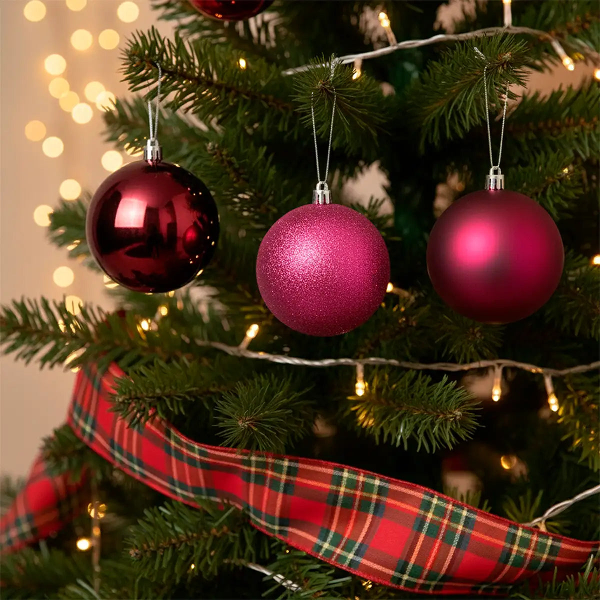 Set de Esferas Navideñas, Color Vino, 3 pzas