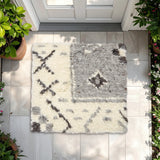 Mirea, Tapete Cuadrado