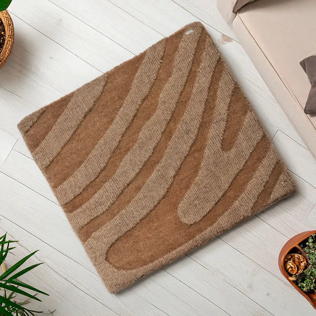 Brinaya, Tapete Cuadrado