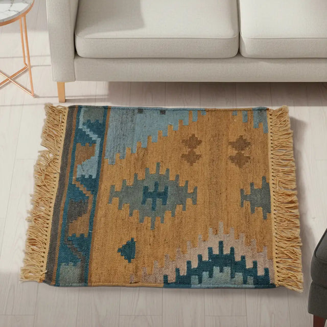 Qamira, Tapete Cuadrado