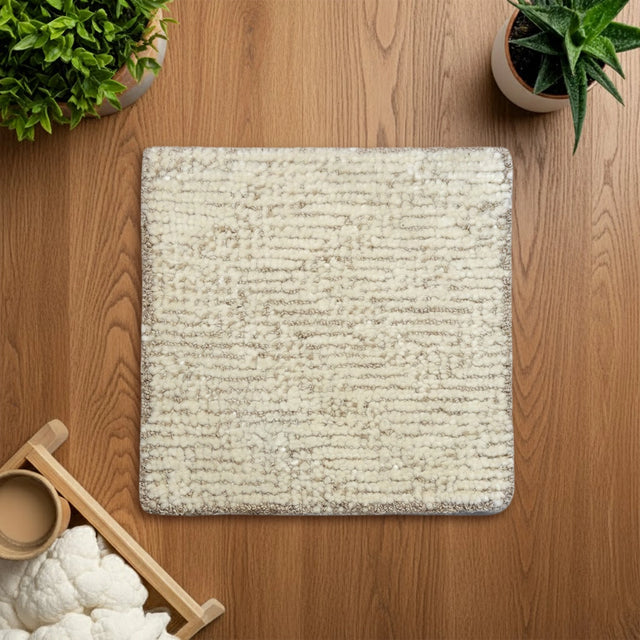 Liranda, Tapete Cuadrado