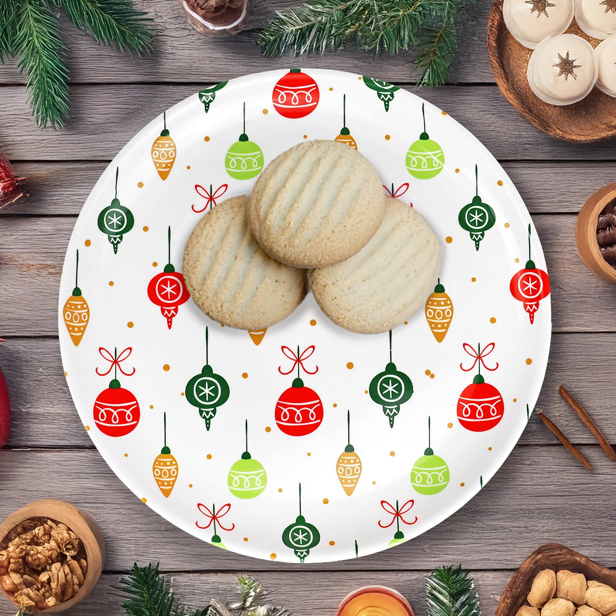 Plato de Plástico Navideño, Diseño Esferas
