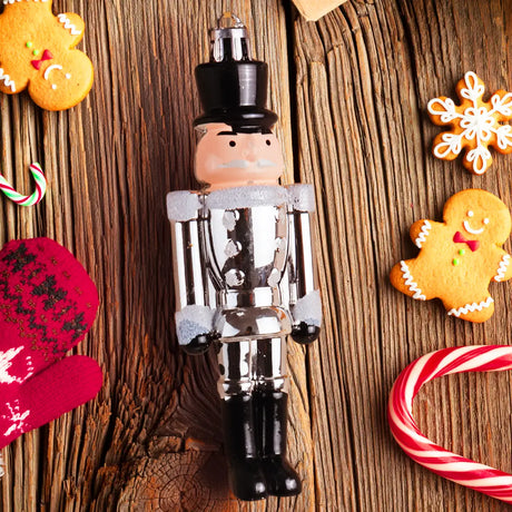 Cascanueces Navideño, Color Plata