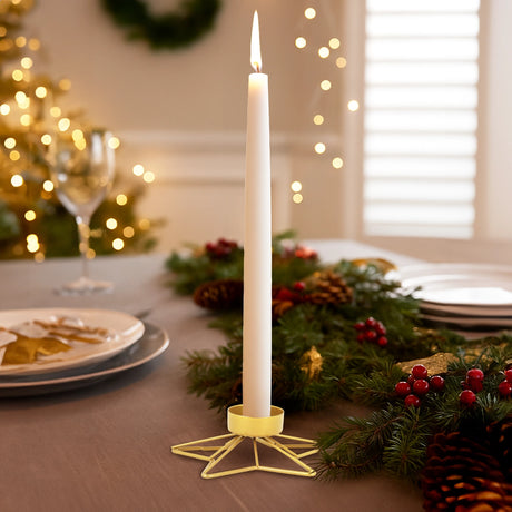 Portavelas de Metal, Estrella