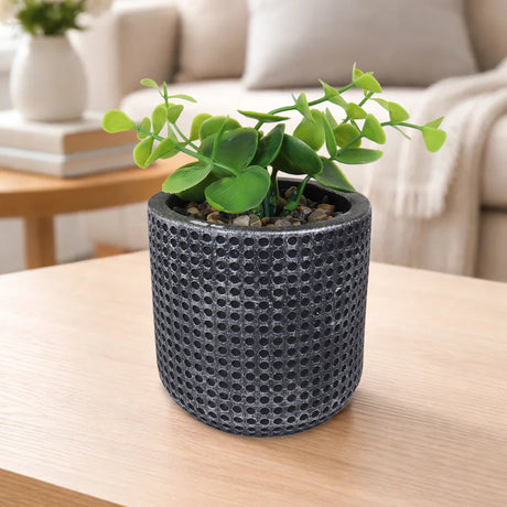 Maceta con Acabado Tipo Yute, Color Negro