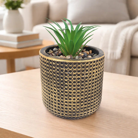 Maceta con Acabado Tipo Yute, Color Dorado y Café