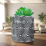 Maceta Textura Hexagonal, Color Negro y Plata