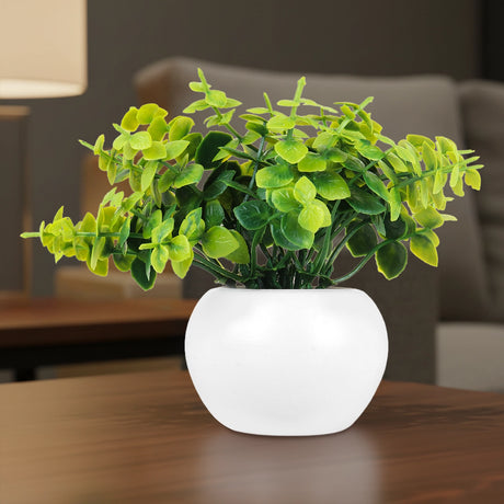 Maceta Mini Color Blanco con Planta Artificial, Color Verde