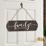 Letrero Colgante, Family is Everything