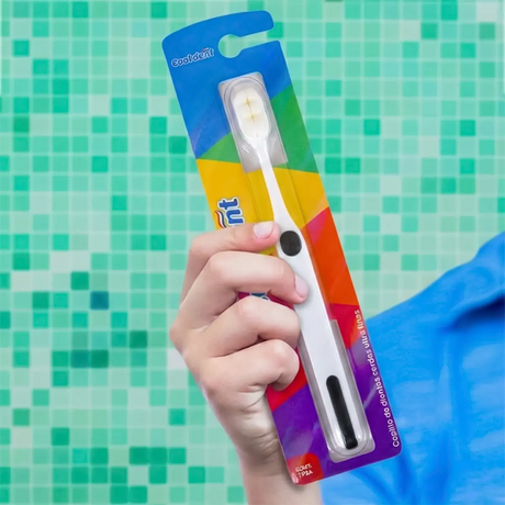 Cepillo Dental, Cerdas Ultra Finas, Color Blanco