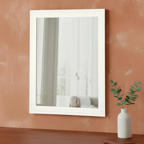 Espejo Mediano, Marco Blanco