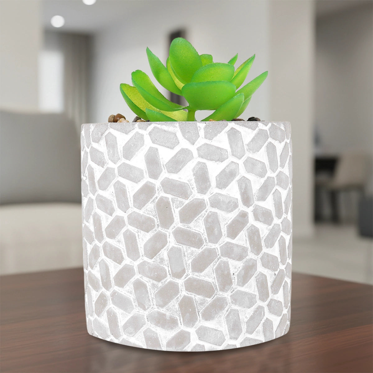 Maceta con Planta Artificial, Diseño con Patrón Figuras, Color Gris