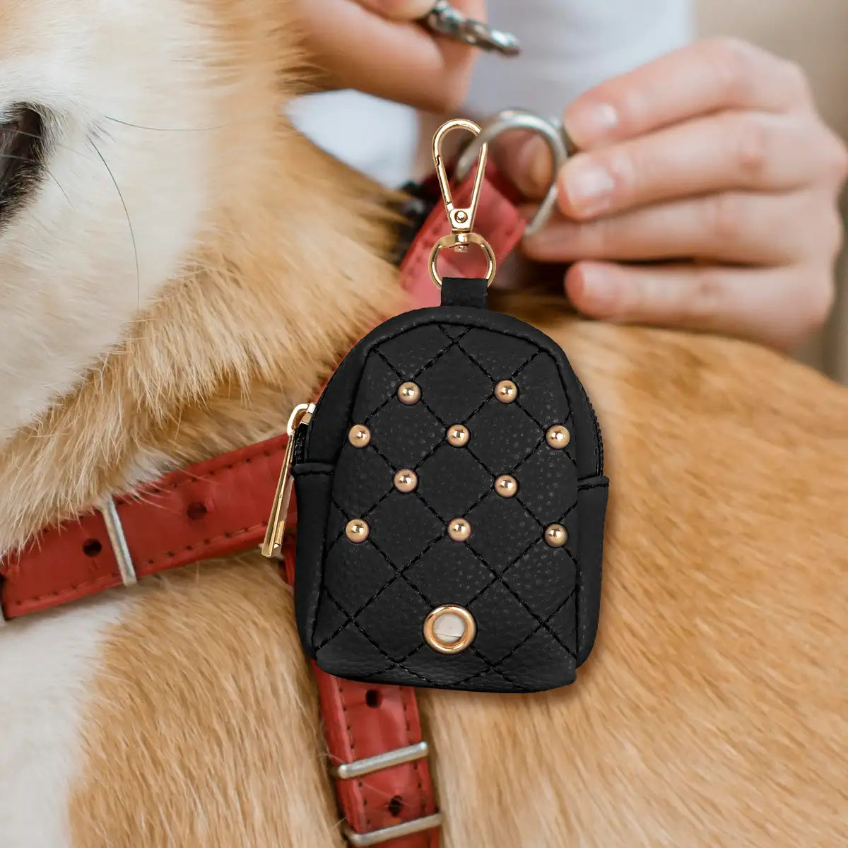 Despachador de Bolsas para Desechos de Perros, Color Negro