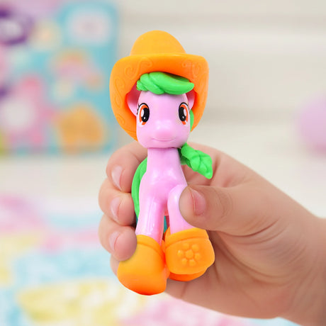 15 12AA PONY CON SOMBRERO VARIOS COLORESNARA