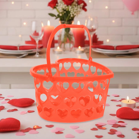 Canasta de Plástico Diseño Corazón, Color Rojo