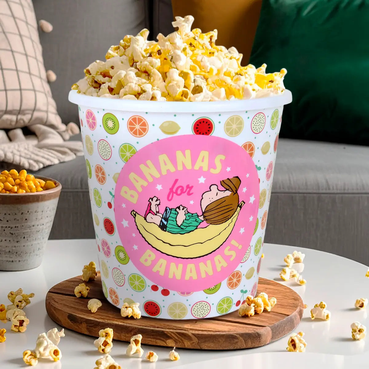 Snoopy, Bananas, Cubeta Palomera