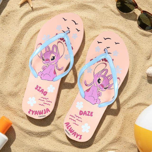 Sandalias, Ángel, Stitch