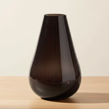 Florero Polonia, Color Negro