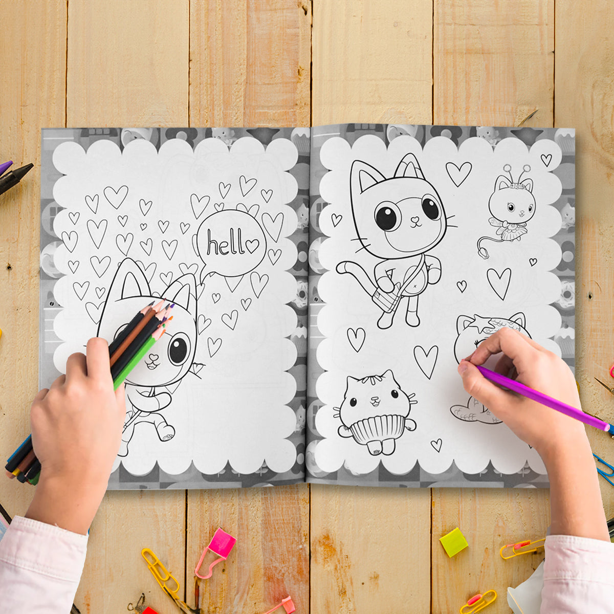 La Casa de Muñecas de Gaby, Libro para Colorear