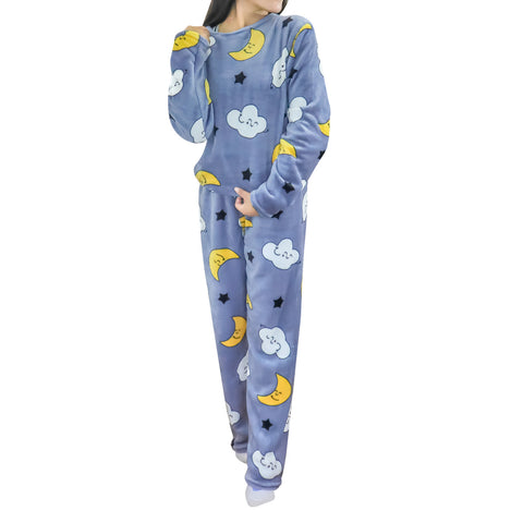 Conjunto de Pijama Polar con Estampado de Nubes para Dama