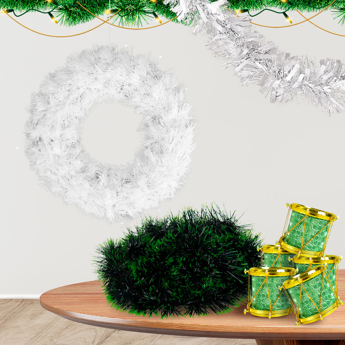 Paquete Navidad con 1 Corona Navideña, 2 Guirnaldas de Tinsel y Mini Tamborcitos color Verde