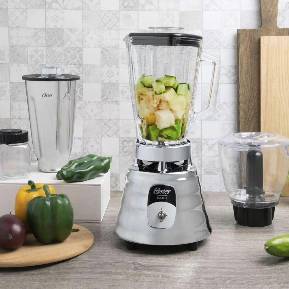 Licuadora Clásica Oster Vaso de Vidrio 1.25 Litros Gris con Accesorios BLST4125