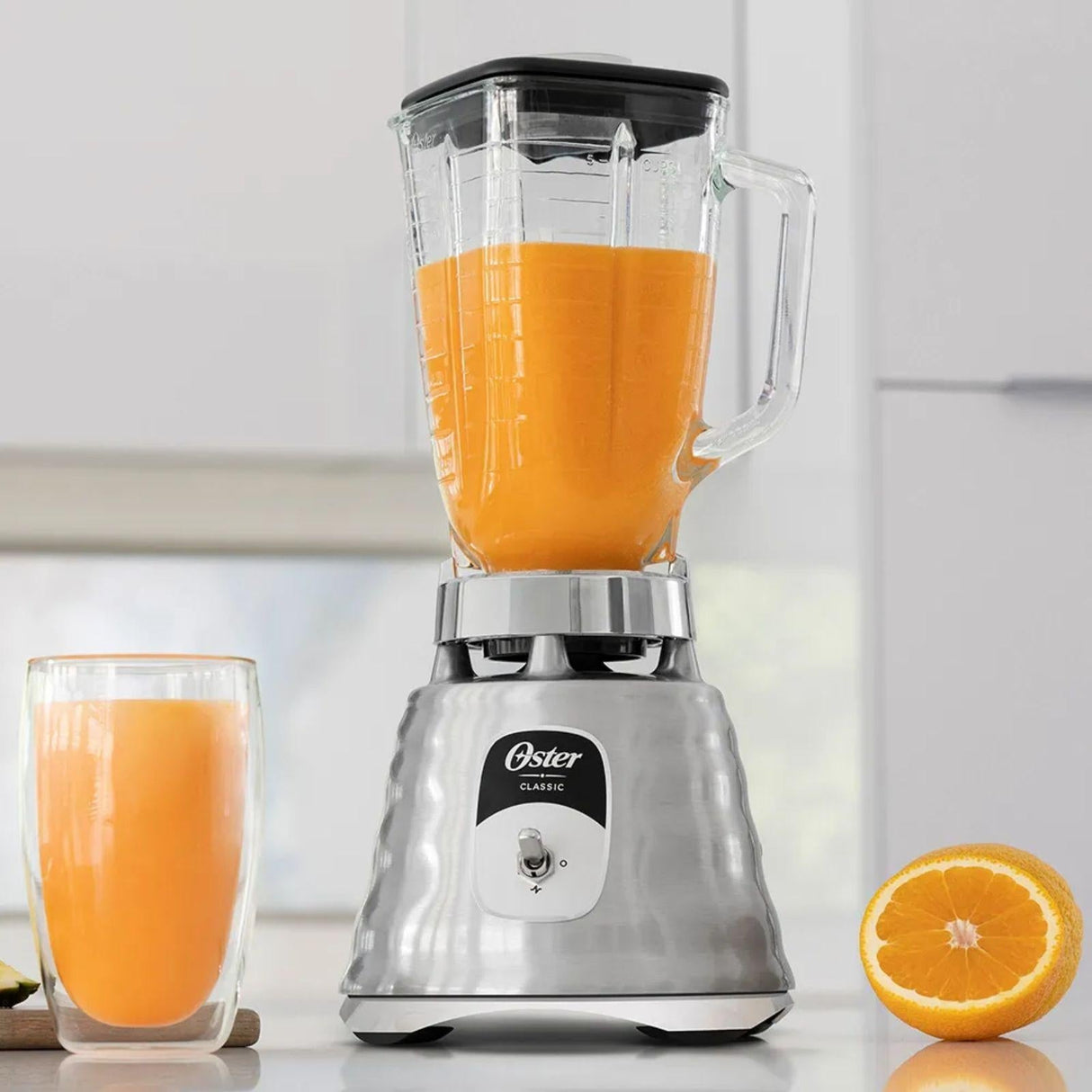 Licuadora Clásica Oster Vaso de Vidrio 1.25 Litros Gris BLST4127013