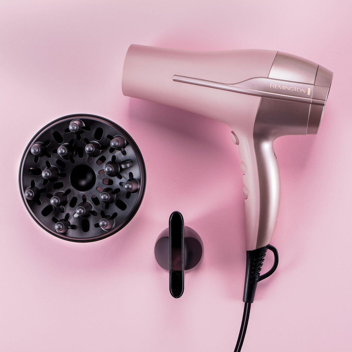 Secadora de Pelo Remington Coconut Smooth Rosa D5901-110F