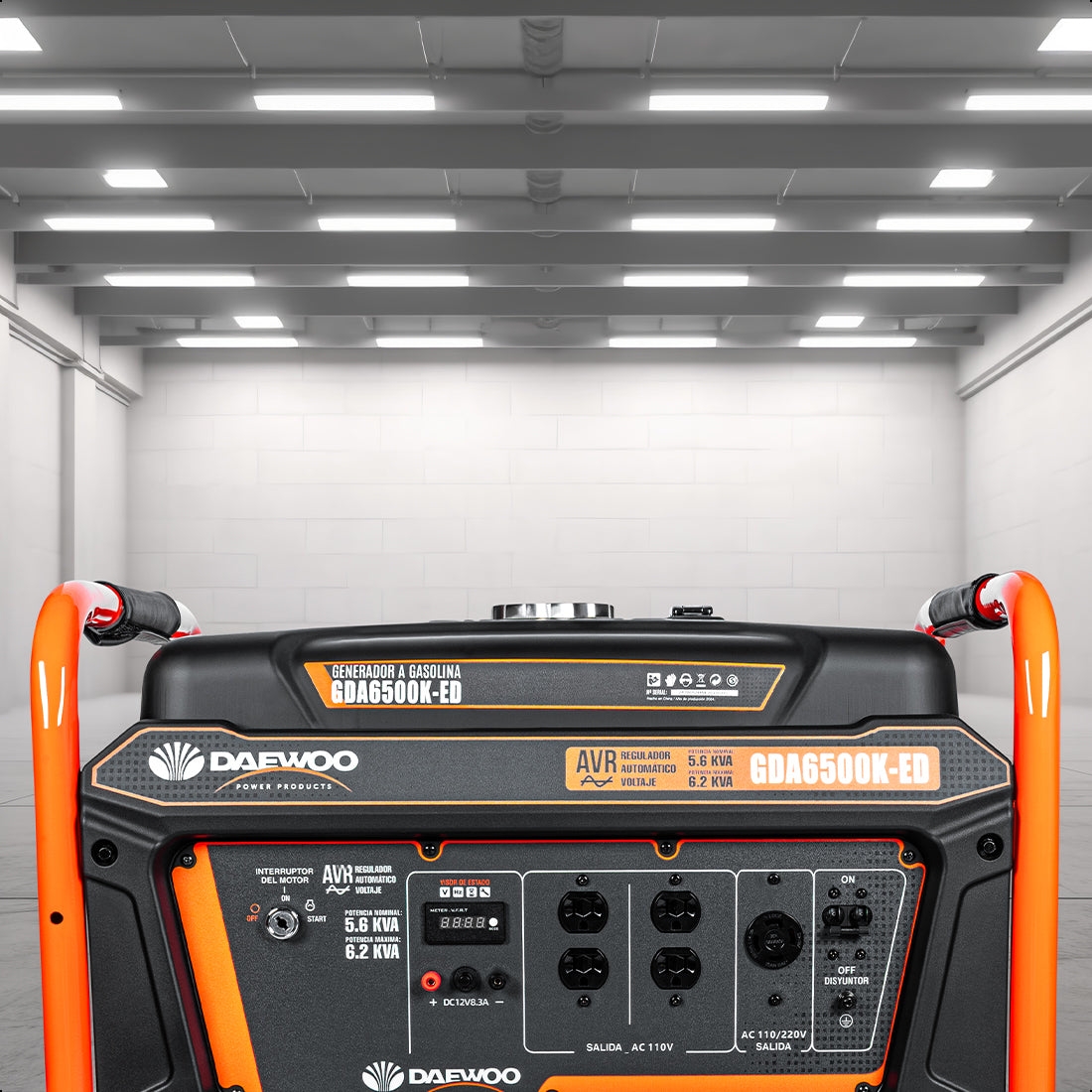 Generador portátil 6.2 kW 420CC 40L Regulador Voltaje Arr Elect-Man DAEWOO