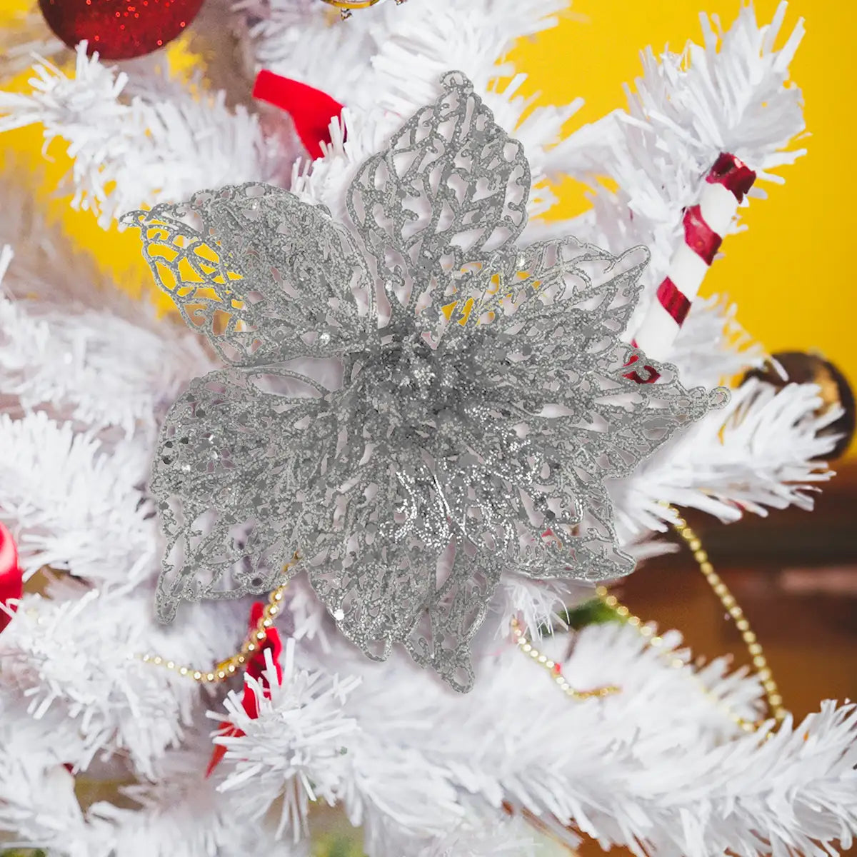 Flor Ornamento Navideño, Color Plateado, 2 pzas